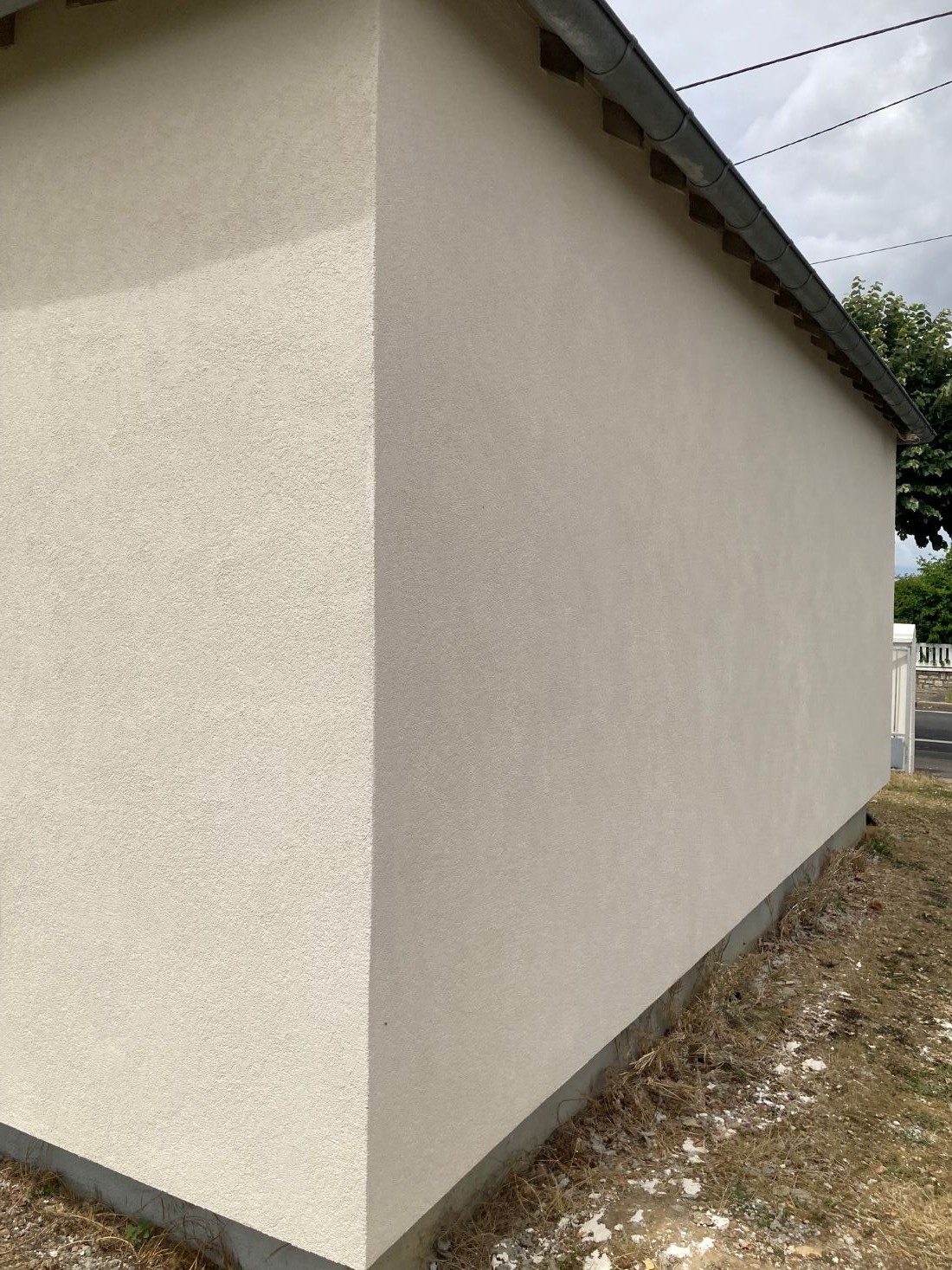 Maison après une isolation thermique extérieure